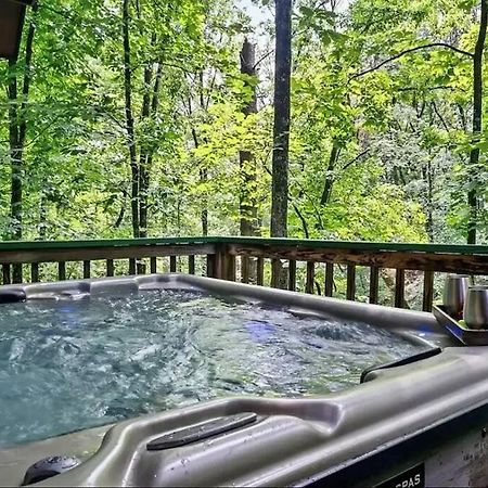 Beary Peaceful Smokies Retreat: Hot-Tub & Pools Villa Pigeon Forge Exterior photo