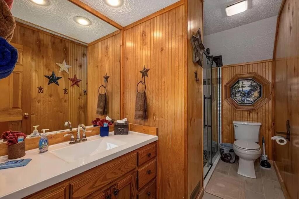 Beary Peaceful Smokies Retreat: Hot-Tub & Pools Villa Pigeon Forge Exterior photo